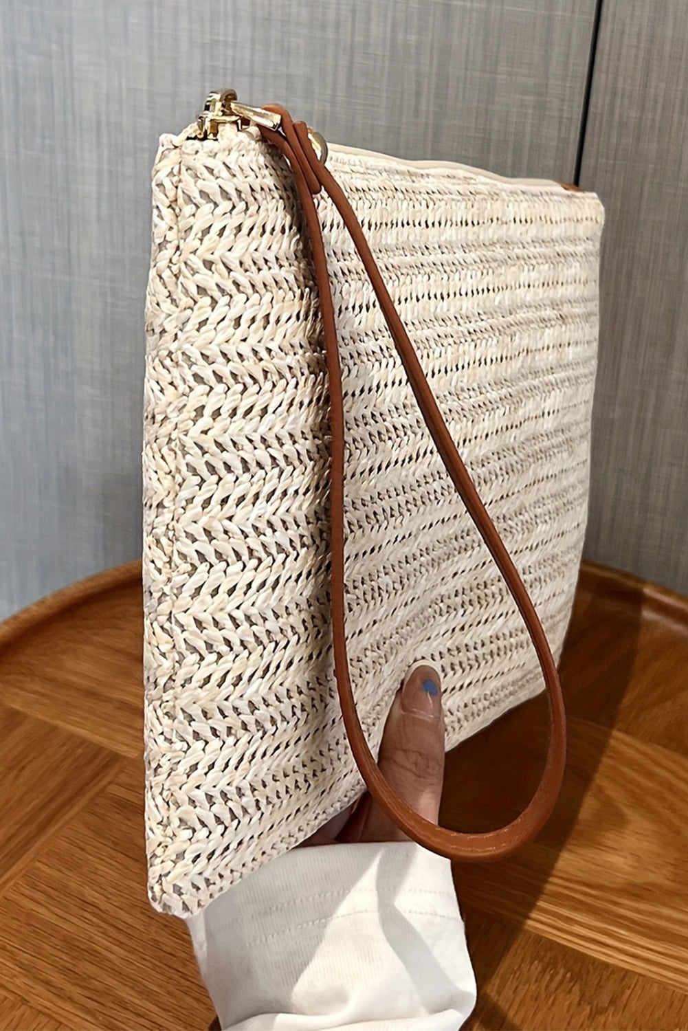 Estrella Straw Woven Wrist Strap Wristlet-2